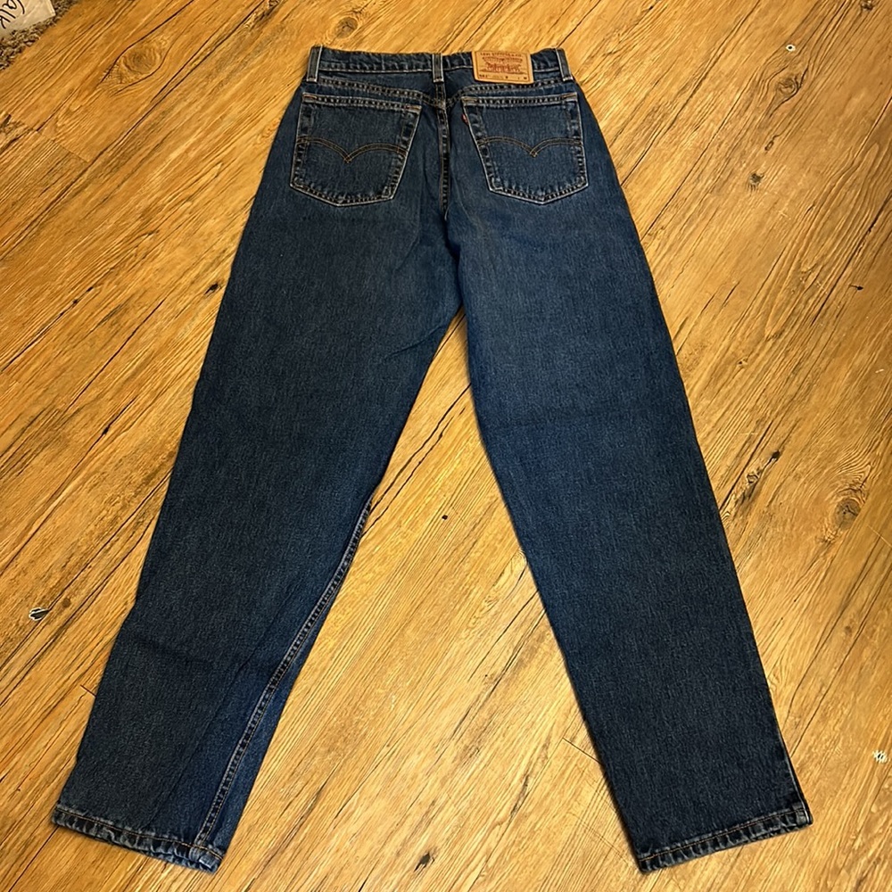 Levi Women’s Jeans Size 8 - Picture 3 of 4